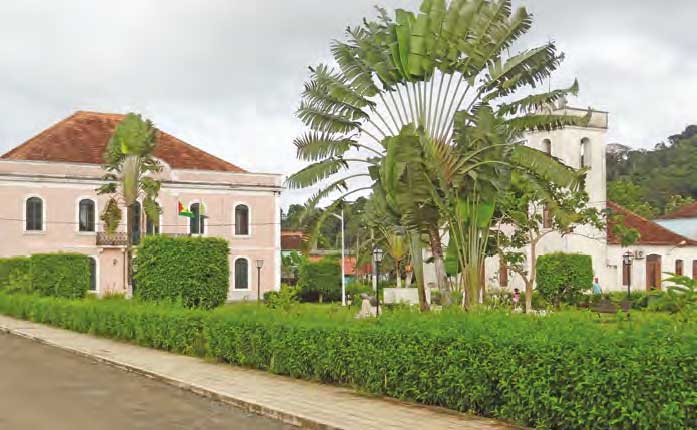 Santo António, considérée comme la plus petite capitale au monde, figée dans le temps avec une architecture du 18ème siècle